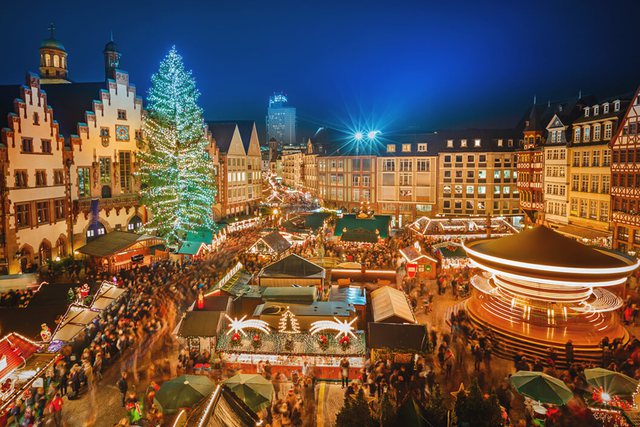 Pushimet për festat e fundvitit, zbuloni çmimet e hoteleve në qytetet më të njohura në Europë