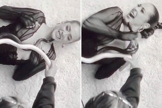 Këngëtarja kafshohet nga gjarpri ndërsa xhironte videoklipin (VIDEO)