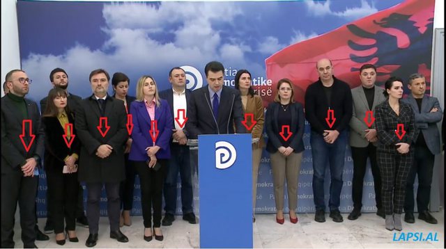 Detaji pikant që ra në sy pas mbledhjes së kryesisë së PD-së