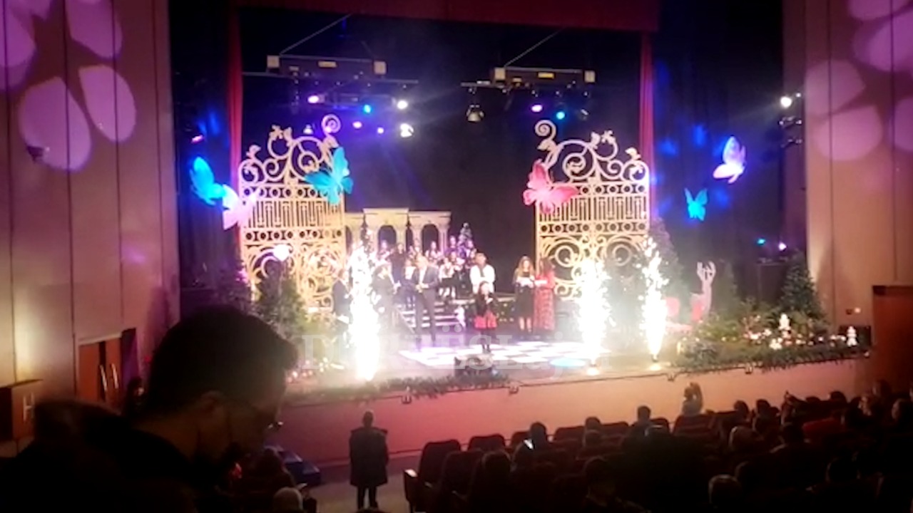 Festivali i këngës për fëmijë në Ulqin, dy solistet durrsake fitojnë çmimet e para (VIDEO)