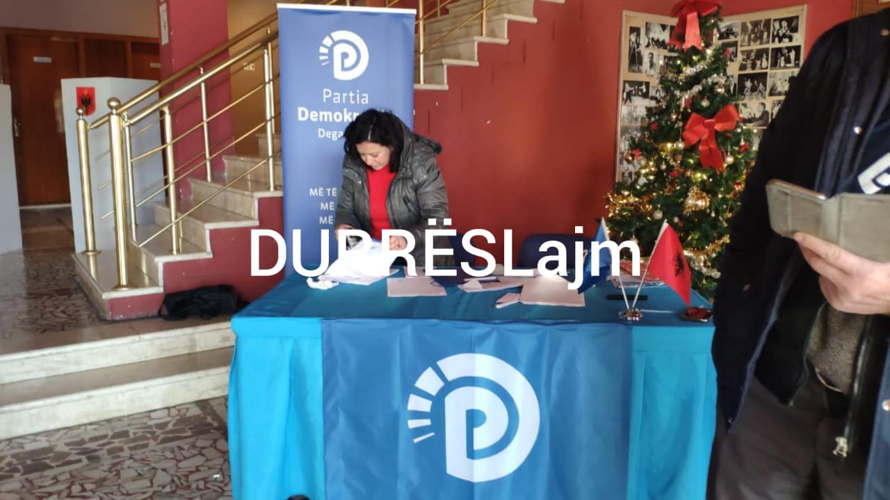 Nis votimi për referendumin e shkarkimit të Bashës në degën e PD Durrës