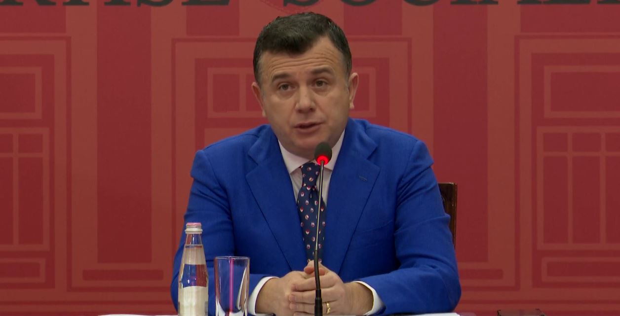 Akuzat për darkë me kreun e PD? Reagon Taulant Balla: Rastisëm në vakinë familjare të një miku të vyer! Berisha është nekrofil!