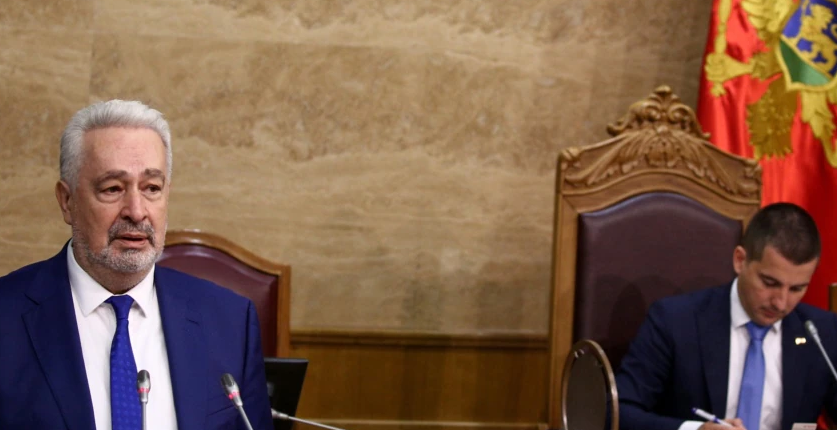 Opozita heq dorë nga rrëzimi i qeverisë së Malit të Zi