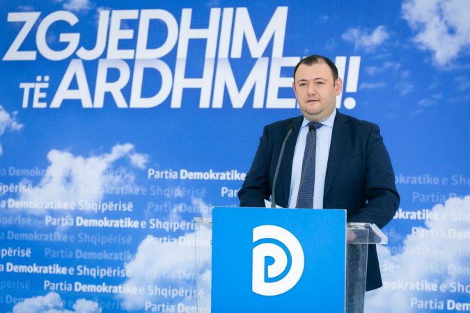 PD: Të dhënat personale u vodhën për të vjedhur zgjedhjet