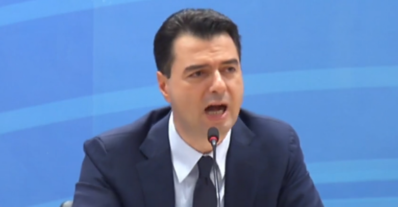 Persona të armatosur në PD? Lulzim Basha zbulon emrat: “Kishin kallashnikov dhe pistoletë me silenciator”