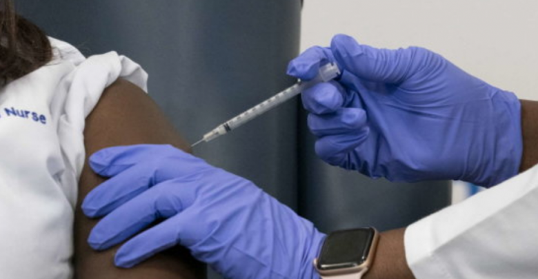 200 milionë amerikanë janë vaksinuar plotësisht kundër Covid-19