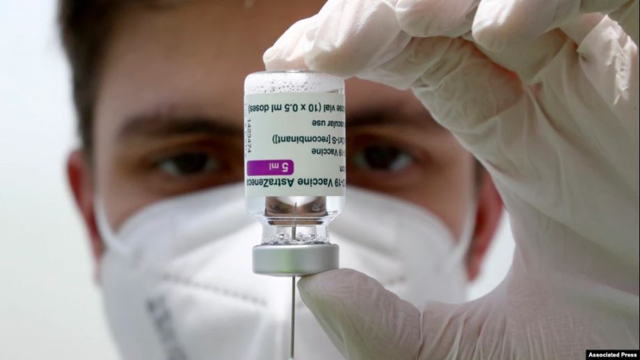 AstraZeneca: Vaksinë e re kundër variantit Omicron. Ja njoftimi i kompanisë britaniko-suedeze