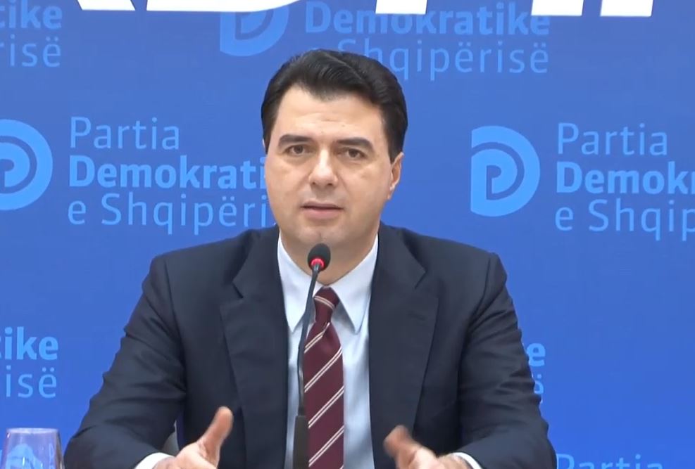 “2021 vit i mbrapshtë”, Basha: “Viti i Ri, shpresë dhe rrugë e re për shqiptarët”