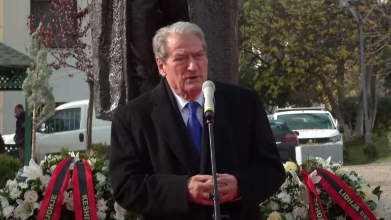 Berisha e konfirmon: Kuvendi i 11 dhjetorit mbahet në stadiumin Air Albania