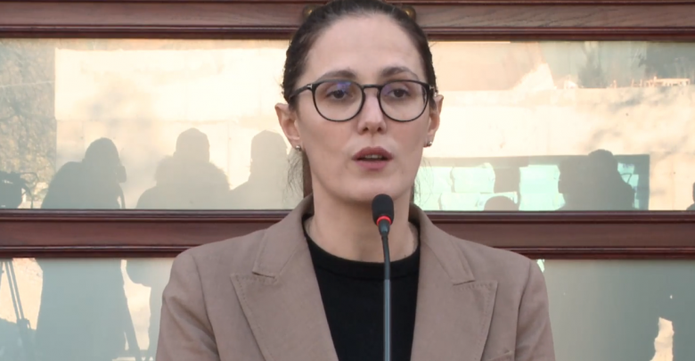 Ministrja e Financave: 40 milionë dollarë për shpërblimet e fundvitit, ja kategoritë që përfitojnë