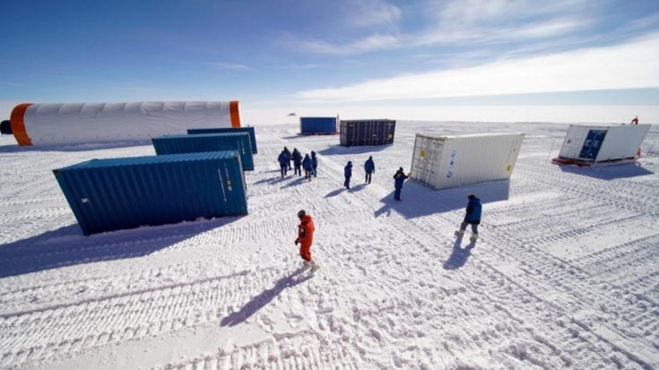 Shkencëtarët nisin misionin për të çarë akullin më të vjetër në botë