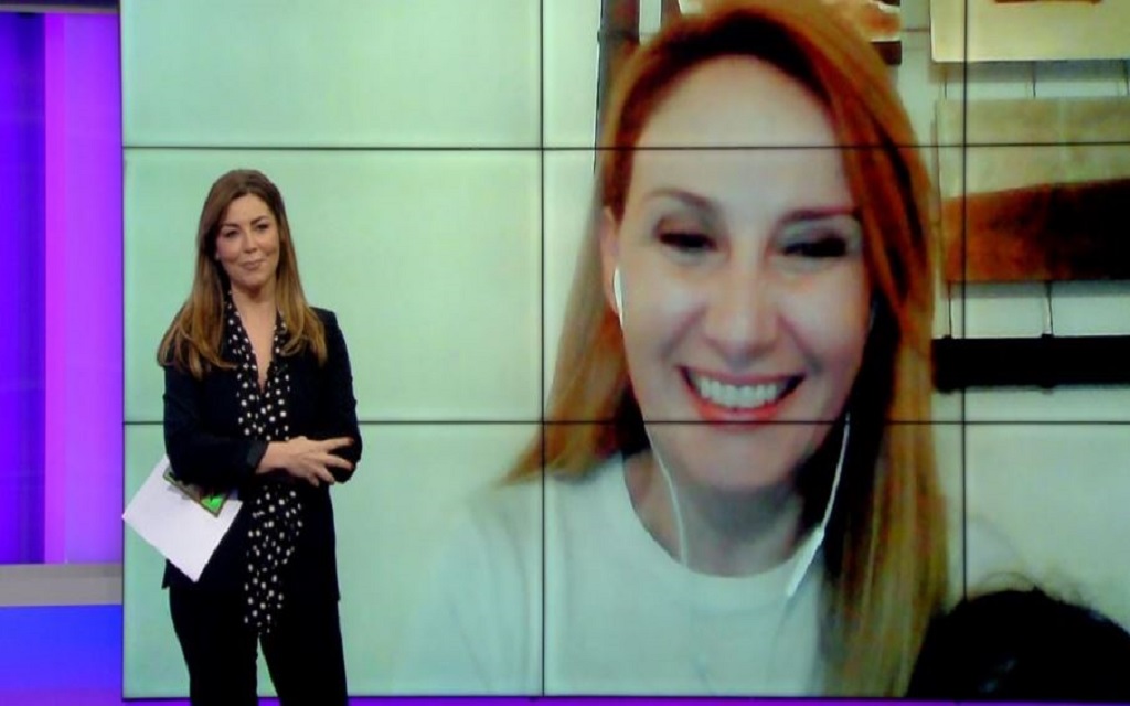 “Dua mamin”/ Deputetja e PD vihet në vështirësi gjatë intervistës live, ja çfarë bën kur qan vajza (VIDEO)