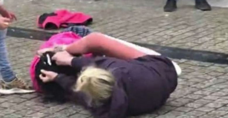 Sherri nisi në një qendër tregtare, gruaja shqiptare qëllon me thikë një femër tjetër