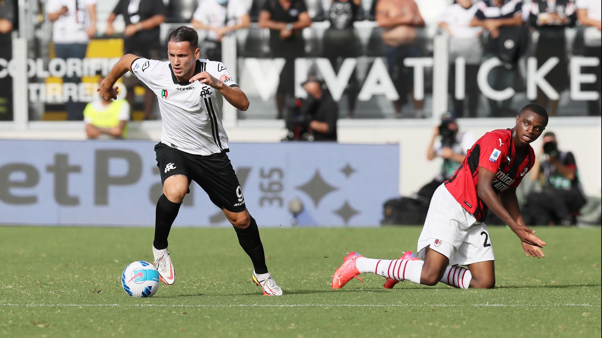 Manaj: Ja pse u largova nga Barça, te Spezia në fillim përshtatja ishte e vështirë