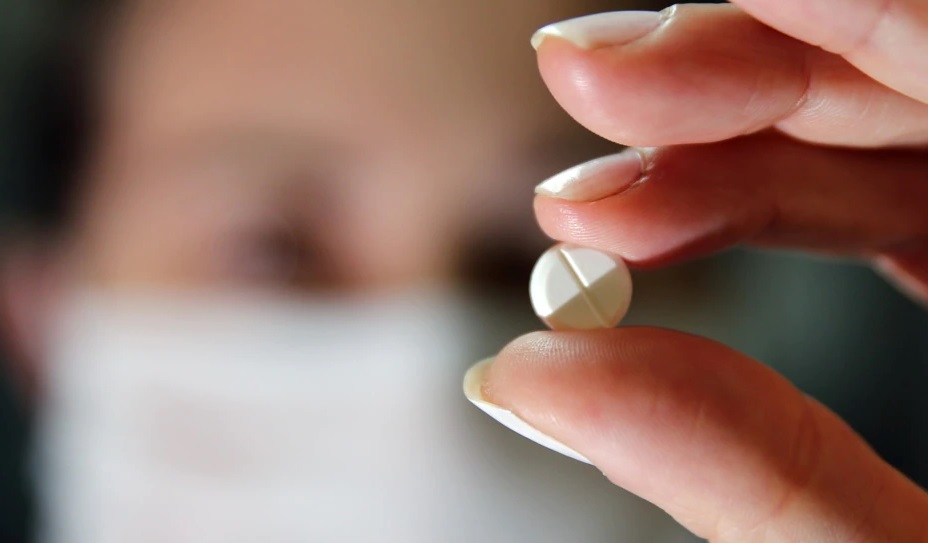 Pfizer: Rezultate premtuese të pilulës kundër variantit të ri të COVID-19