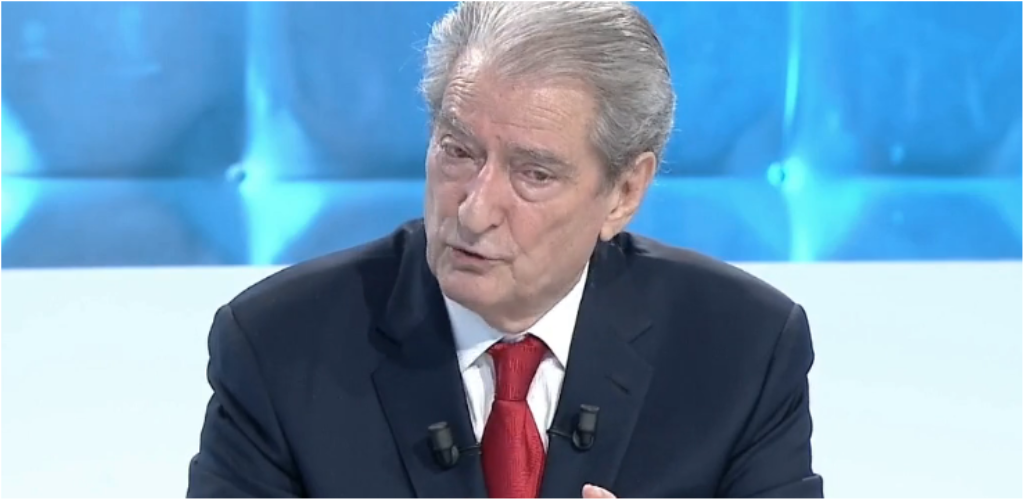 Sali Berisha flet për skandalin me pagat e qytetarëve: “Do dalin të dhëna të tjera që do trondisin familjen shqiptare”