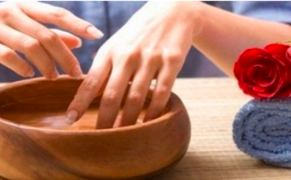 Përveç duhanit, ja arsyeja pse zverdhen thonjtë