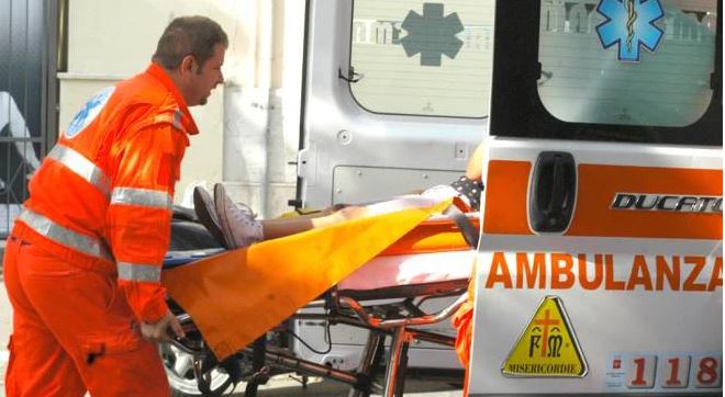 U rrëzua nga lartësia gjatë një grabitjeje, ndërron jetë 35-vjeçari shqiptar