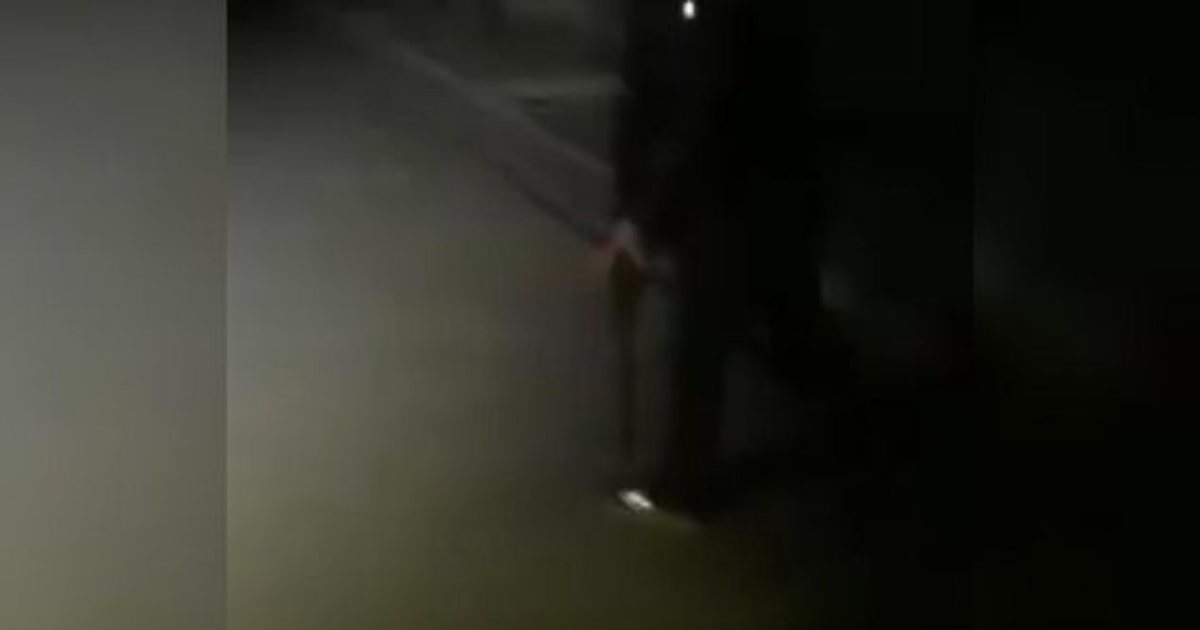 Lëvizte me kallash në dorë nëpër qytet, e pëson 37-vjeçari (EMRI)