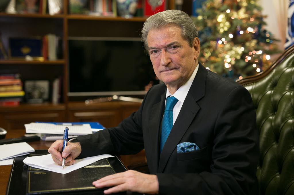 Reagon Berisha: Tritoli në shtëpinë e Dukës, nga klani i rrezikshëm shtetëror Edi dhe Olsi Rama