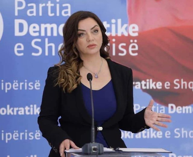 Reagon Albana Vokshi: Nga PD nuk më përjashton dot një grup uzurpatorësh