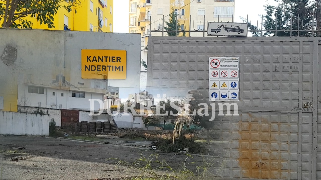 Durrës, rindërtimi i shkollës &#8220;Eftali Koçi&#8221; ende nuk ka nisur. UNDP sqaron arsyet e vonesës dhe kur parashikohet të fillojnë punimet (VIDEO)