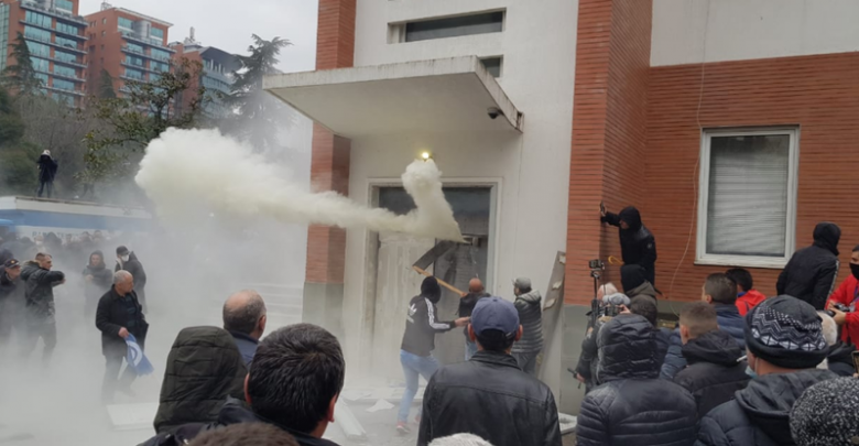 Protesta para selisë së PD-së, Prokuroria: 34 të arrestuar, para përgjegjësisë penale çdo person që ka kryer veprime të kundërligjshme