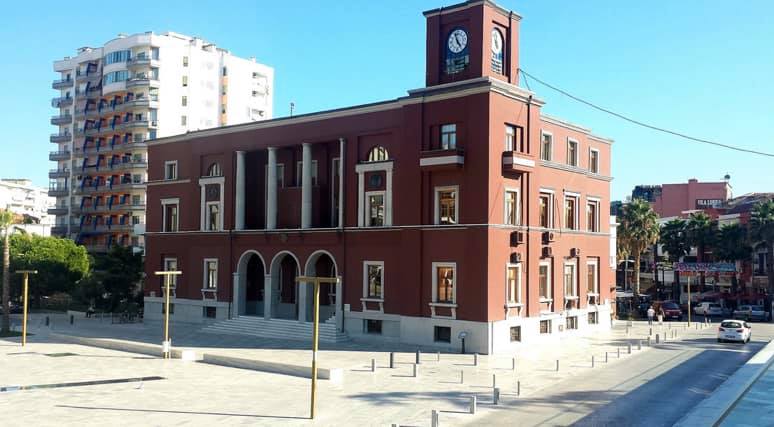 Bashkia Durrës shpall emrat e kandidatëve pjesëmarrës në konkursin me shkrim të datës 20 janar