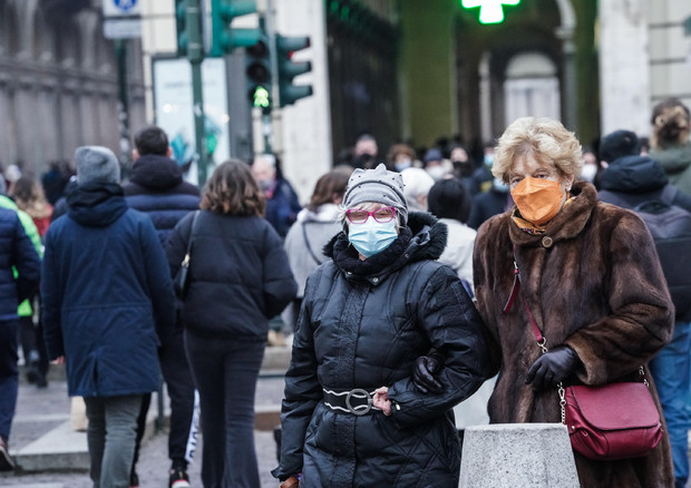 Mbi 186 mijë të infektuar në 24 orë në Itali, humbin jetën 468 qytetarë