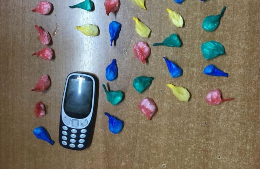 Iu gjetën disa doza kokaine gjatë kontrollit fizik, në pranga një 45-vjeçar