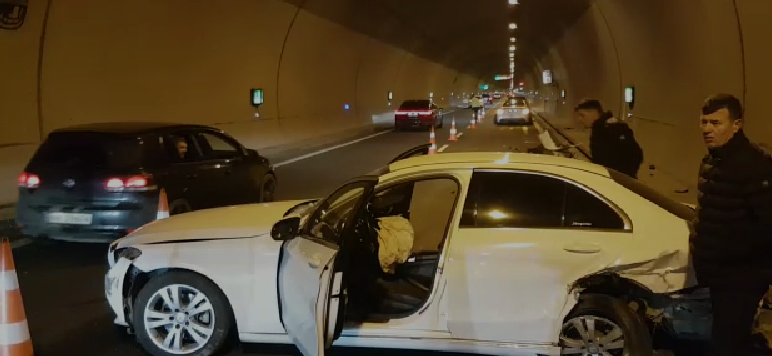 VIDEO/ Aksidenti tragjik në tunelin e Kalimashit, reagon Policia, humb jetën një grua