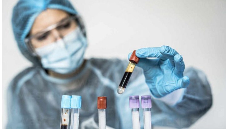 Riinfeksioni me Omicron është 5.4 herë më i lartë se Delta