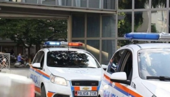 Gjendet i pajetë një 58-vjeçar, fqinjët: Jetonte me qira, pinte alkool