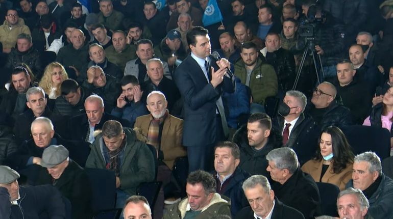 Basha: Le të mos mbetemi peng i të shkuarës! Berisha, shërbëtor i regjimit të Edi Ramës