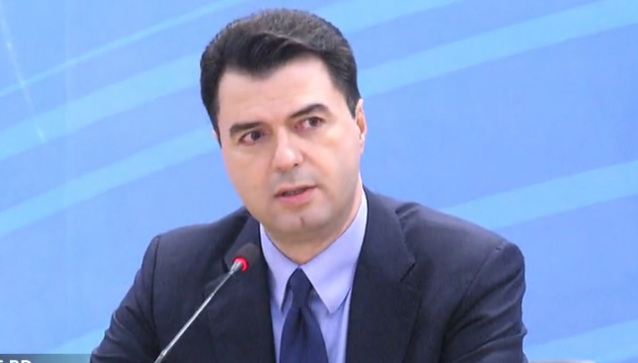 Anëtarëve iu hoqën telefonat/ Basha 3 orë “i ngujuar” me Kryesinë brenda PD-së, priten vendime të forta …