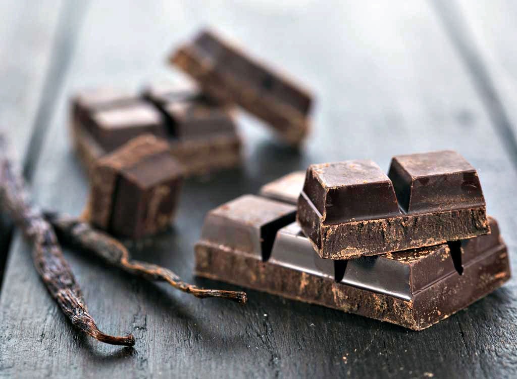 Studimi i ri: Ngrënia e çokollatës së zezë mund t’i ndihmojë njerëzit të shmangin kancerin