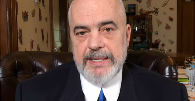 Protesta e 21 Janarit, Rama: Nuk u hodh asgjë ndaj Kryeministrisë, ndryshe nga ata që sulmojnë me shkallë