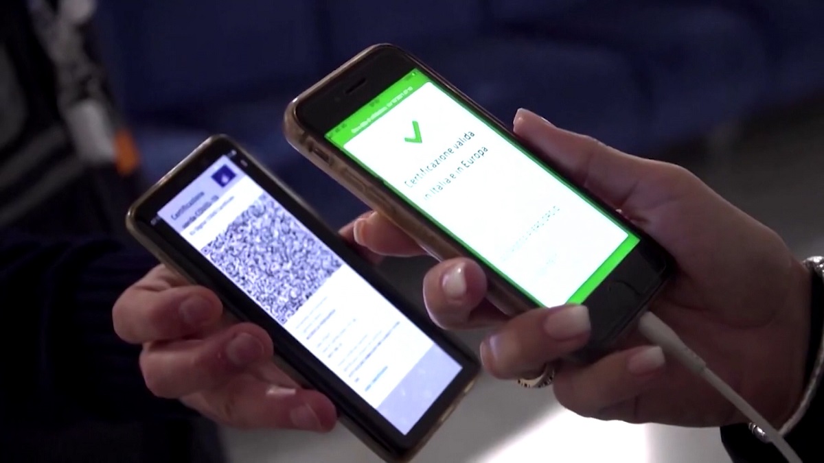 Italia merr një tjetër masë të fortë, vaksina e detyrueshme për personat mbi 50 vjeç