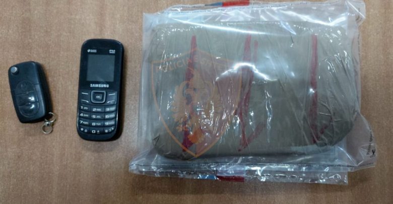 Sekuestrohen mbi 1 kg kokainë, arrestohet 55-vjeçari
