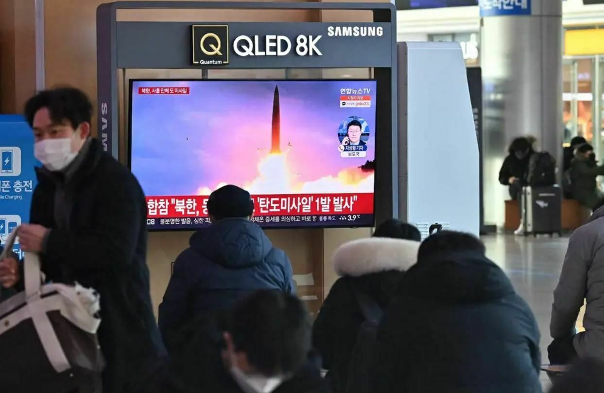 Koreja e Veriut shkel rregullat, teston raketën e fuqishme