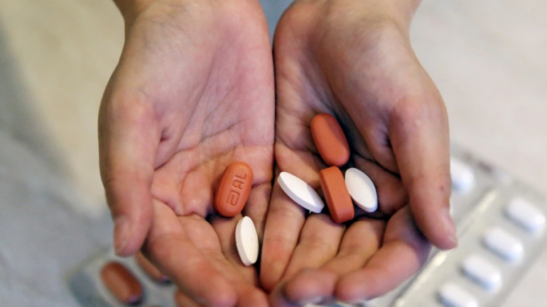 Si duhet të përdoren pilulat kundër koronavirusit?