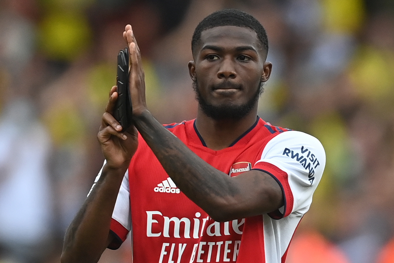 Roma arrin akordin me skuadrën angleze, ylli i Arsenal niset drejt Italisë