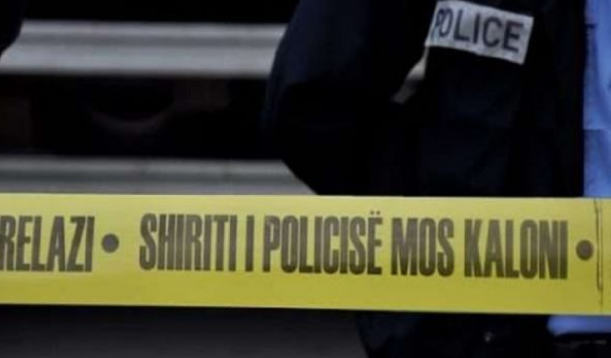 51-vjeçari shqiptar vrau gruan/ Zbulohen detaje tronditëse: Fëmijët panë ngjarjen, korridori i mbushur me “pellgje gjaku”