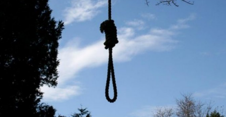 Tragjike/ 32-vjeçari shqiptar i jep fund jetës duke u varur në pemë, pasi e dashura e tij e refuzoi