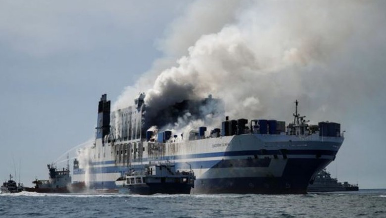 Shoferi që i shpëtoi 2 herë zjarrit në 2 tragete! Një herë në vitin 2014 dhe në tragetin që dogj në Korfuz