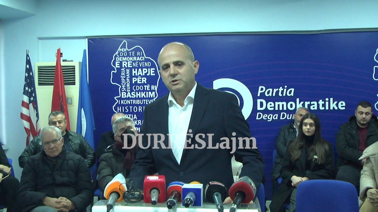 Prezantohet zyrtarisht Luan Hoti, Duma: Vlerë e shtuar për bashkinë Durrës, kandidaturë e dakordësuar me strukturat (VIDEO)