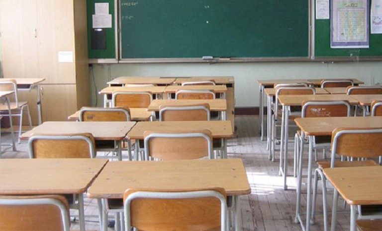 Nxënësi i shkollës fillore shkon me armë zjarri në shkollë, Policia publikon pamje