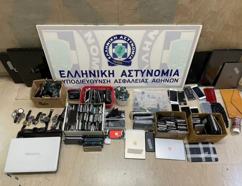 Goditet grupi kriminal në Greqi, arrestohen 17 shqiptarë, mes tyre edhe një vajzë (EMRAT)