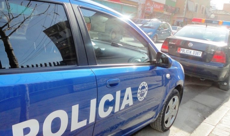 Aksidenti me humbje jete/ Reagon policia: Motori u përplas në bordurën