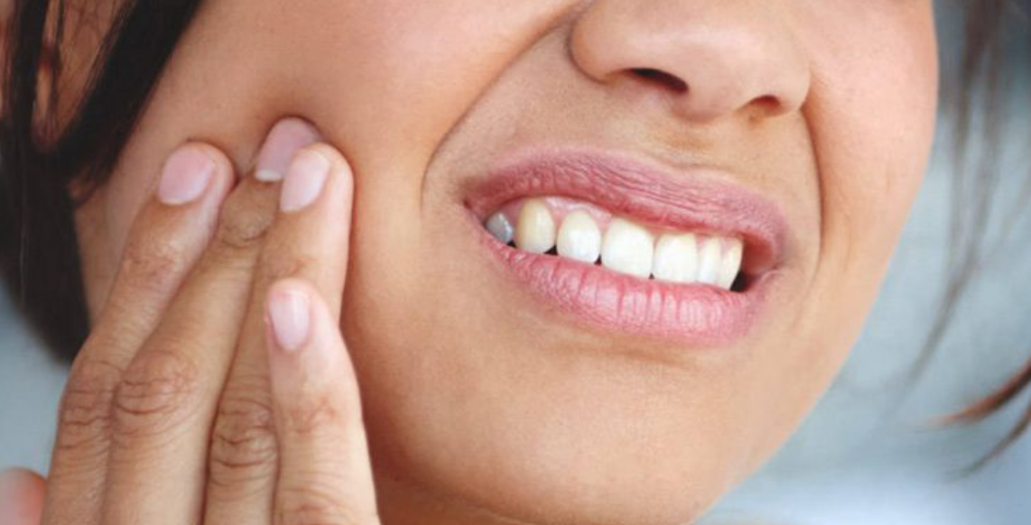 Keni dhimbje dhëmbi? Kjo metodë jep rezultate menjëherë